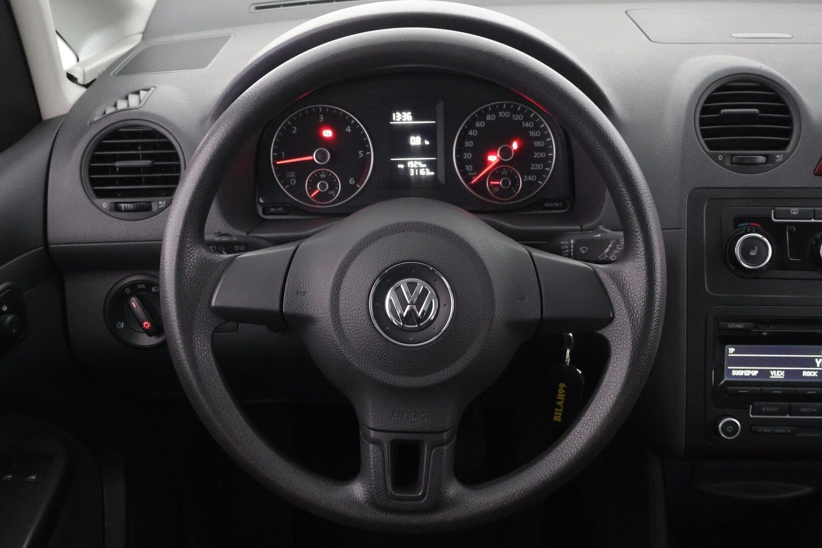 Volkswagen Caddy Maxi 2015 Trendline Family 1,6 TDI 75 kW BlueMotion Technology 7-paik **Vakkari / Lohkolämmitin / Radio / Penkinlämmittimet** - 1.Om Suomi-auto / Ilmainen kotiintoimitus