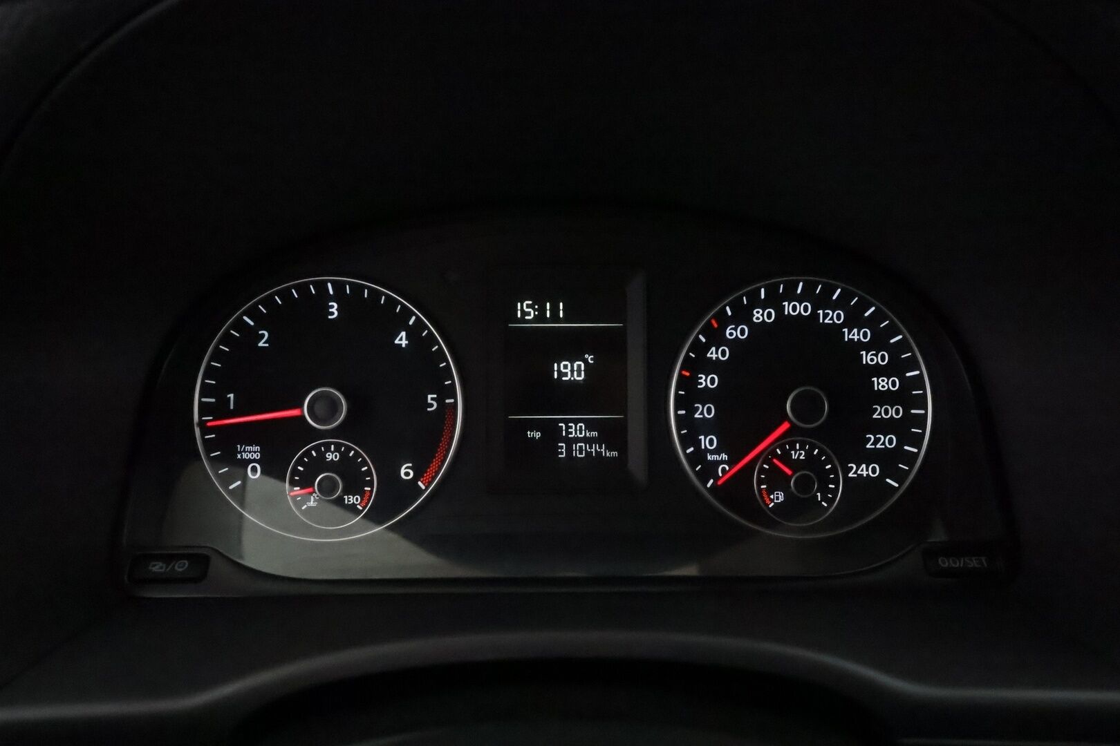 Volkswagen Caddy Maxi 2015 Trendline Family 1,6 TDI 75 kW BlueMotion Technology 7-paik **Vakkari / Lohkolämmitin / Radio / Penkinlämmittimet** - 1.Om Suomi-auto / Ilmainen kotiintoimitus
