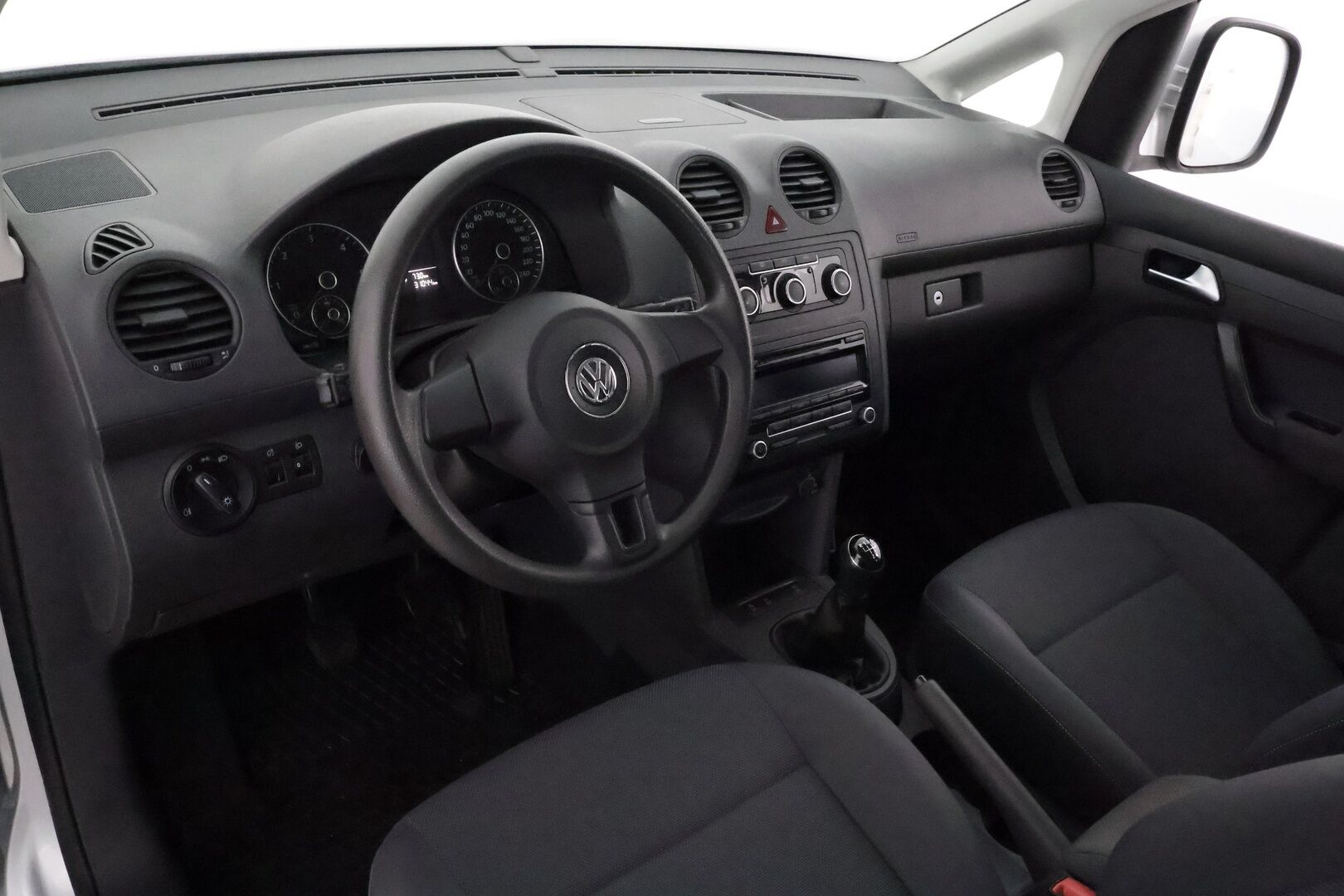 Volkswagen Caddy Maxi 2015 Trendline Family 1,6 TDI 75 kW BlueMotion Technology **Vakkari / Lohkolämmitin / Radio / Penkinlämmittimet** - 1.Om Suomi-auto 