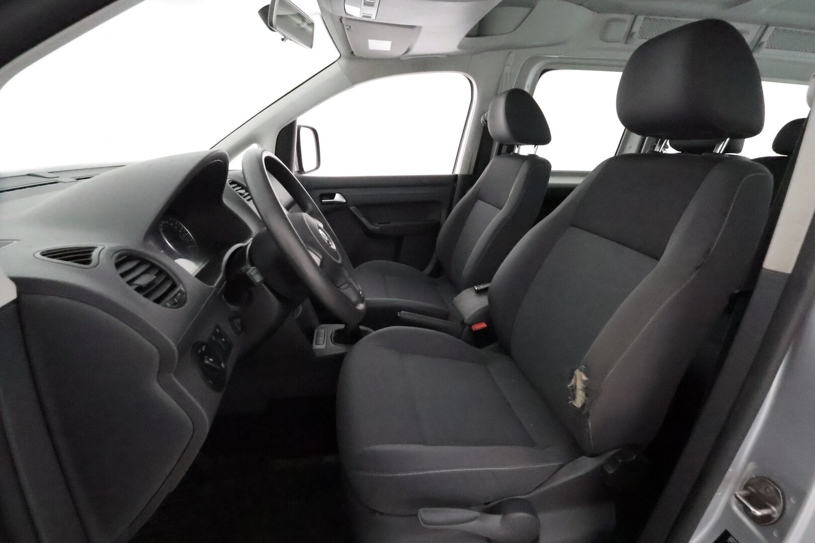 Volkswagen Caddy Maxi 2015 Trendline Family 1,6 TDI 75 kW BlueMotion Technology **Vakkari / Lohkolämmitin / Radio / Penkinlämmittimet** - 1.Om Suomi-auto 