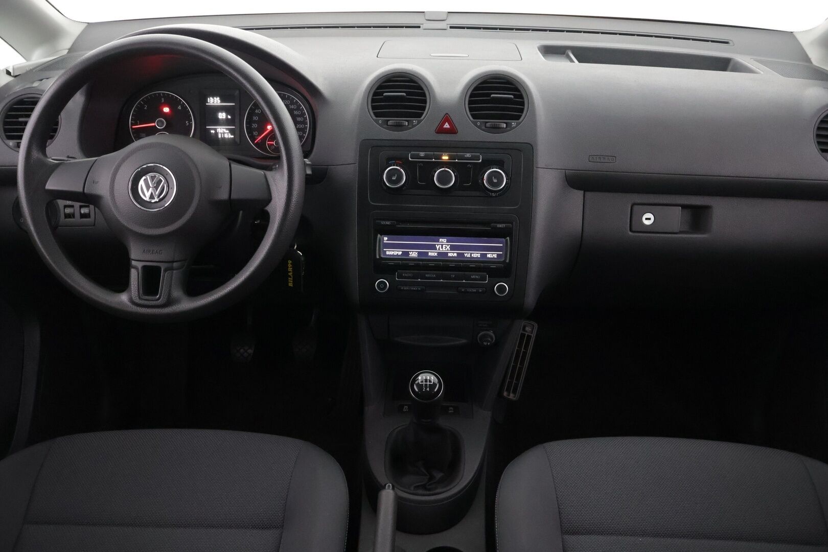 Volkswagen Caddy Maxi 2015 Trendline Family 1,6 TDI 75 kW BlueMotion Technology 7-paik **Vakkari / Lohkolämmitin / Radio / Penkinlämmittimet** - 1.Om Suomi-auto / Ilmainen kotiintoimitus