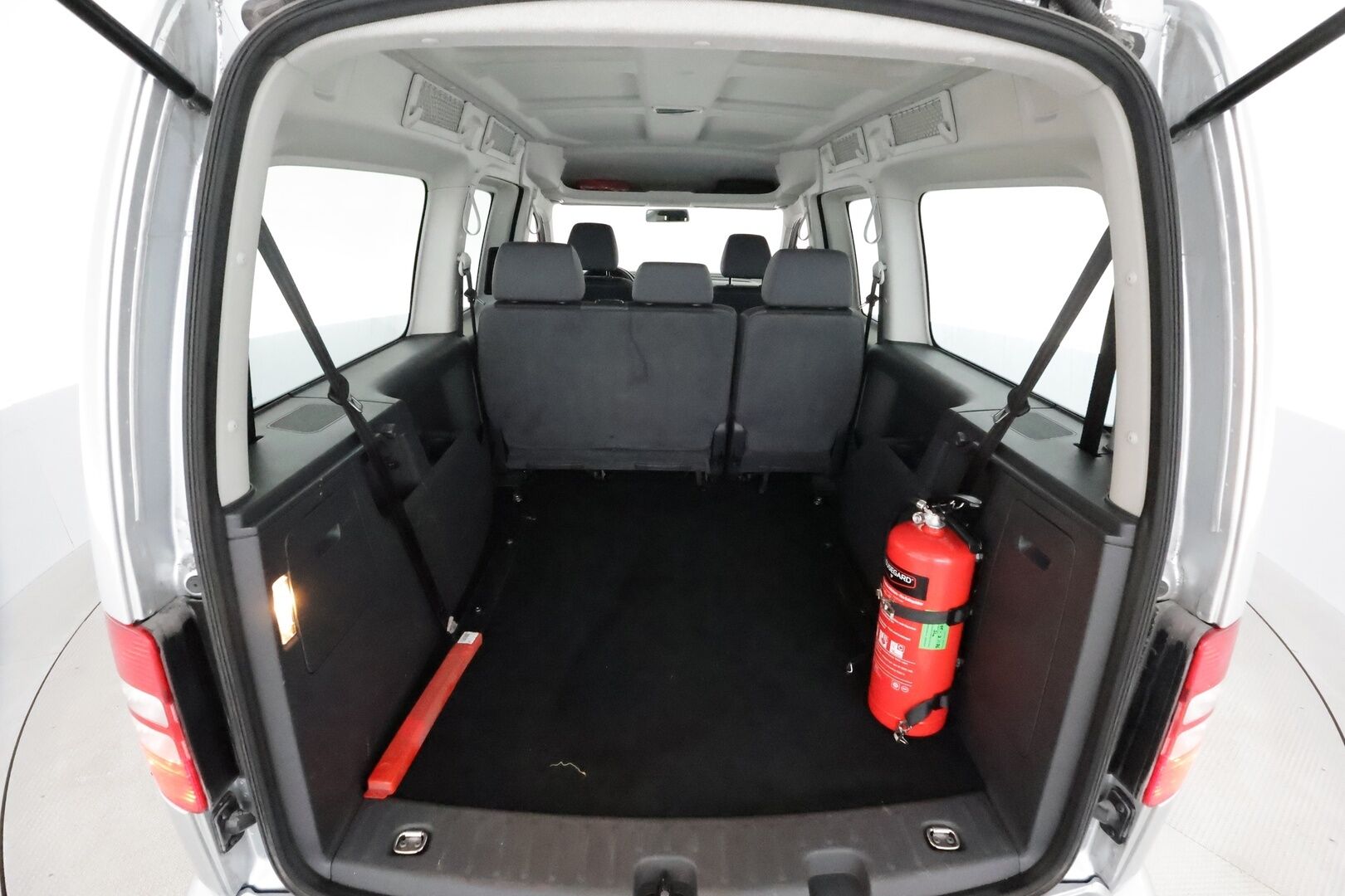 Volkswagen Caddy Maxi 2015 Trendline Family 1,6 TDI 75 kW BlueMotion Technology **Vakkari / Lohkolämmitin / Radio / Penkinlämmittimet** - 1.Om Suomi-auto 