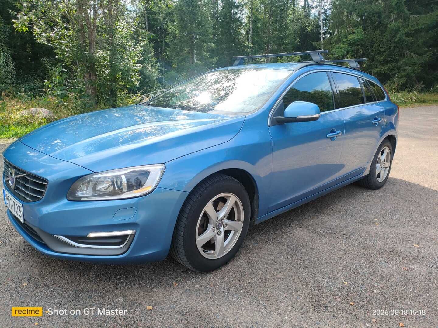 Volvo V60 2014 D2 Business Edition aut - | Vakkari | Webasto | Tutka | Xenon | Hyvin huollettu | 