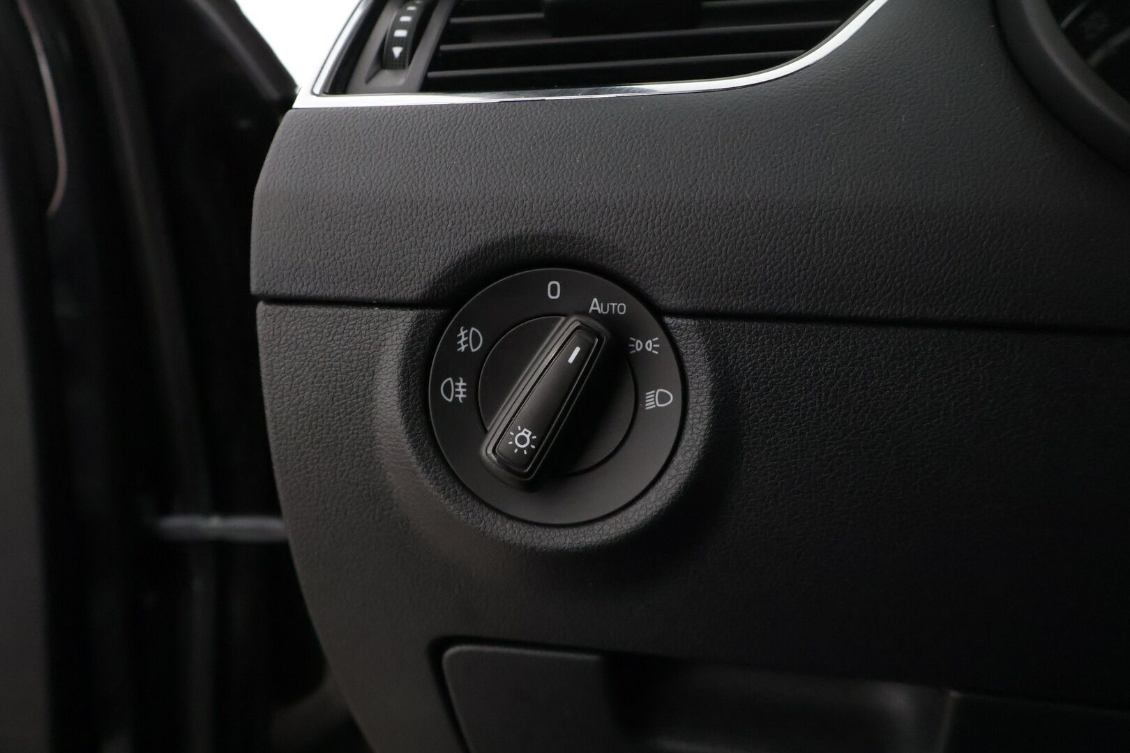 Skoda Octavia 2014 Combi 2,0 TDI RS * Webasto / P.Tutka / Vakkari / KeylessGo * - *Suomi-auto / Webasto / 2x renkaat / Nahkasisusta / Panoraama *