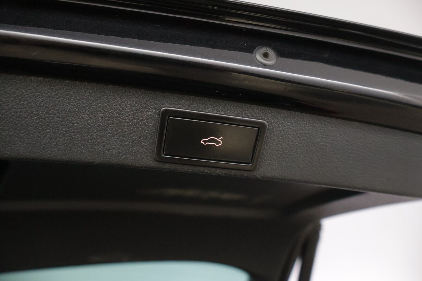 Skoda Octavia 2014 Combi 2,0 TDI RS * Webasto / P.Tutka / Vakkari / KeylessGo * - *Suomi-auto / Webasto / 2x renkaat / Nahkasisusta / Panoraama *