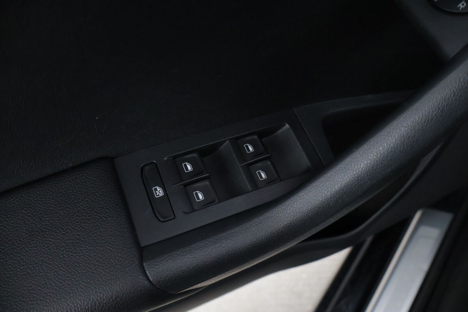 Skoda Octavia 2014 Combi 2,0 TDI RS * Webasto / P.Tutka / Vakkari / KeylessGo * - *Suomi-auto / Webasto / 2x renkaat / Nahkasisusta / Panoraama *