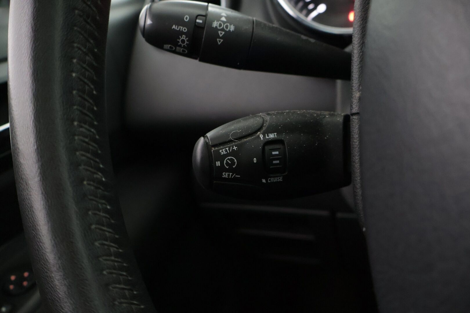 Peugeot 5008 2014 Allure HDI 115 7-p - Yritysoutlet - Myydään vain yrityksille! 