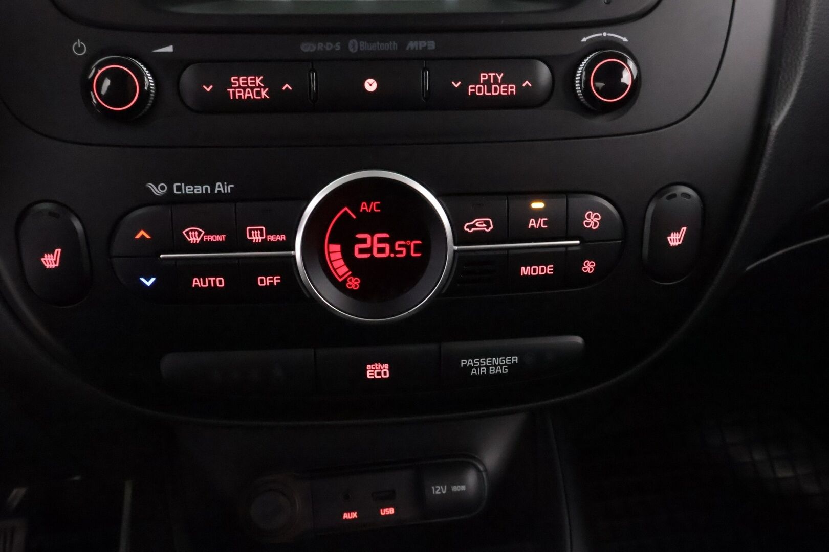 Kia Soul 2015 1,6 Funk A/T * Suomiauto / Peruutuskamera / Vakkari / Ratinlämmitys / Bluetooth - Kahdet hyvät renkaat aluvantein / Juuri tullut Tampereelle!