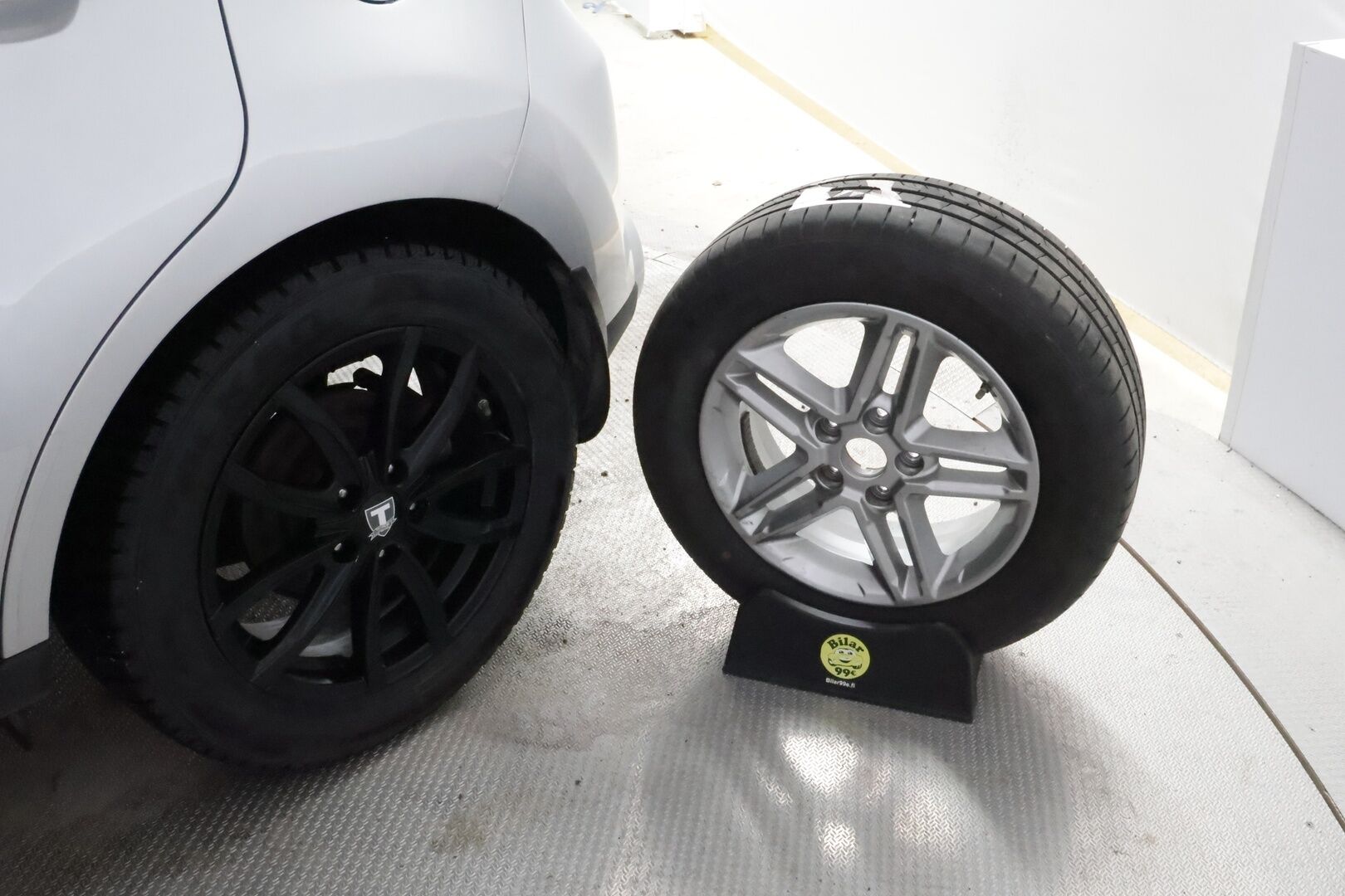 Kia Soul 2015 1,6 Funk A/T * Suomiauto / Peruutuskamera / Vakkari / Ratinlämmitys / Bluetooth - Kahdet hyvät renkaat aluvantein / Juuri tullut Tampereelle!