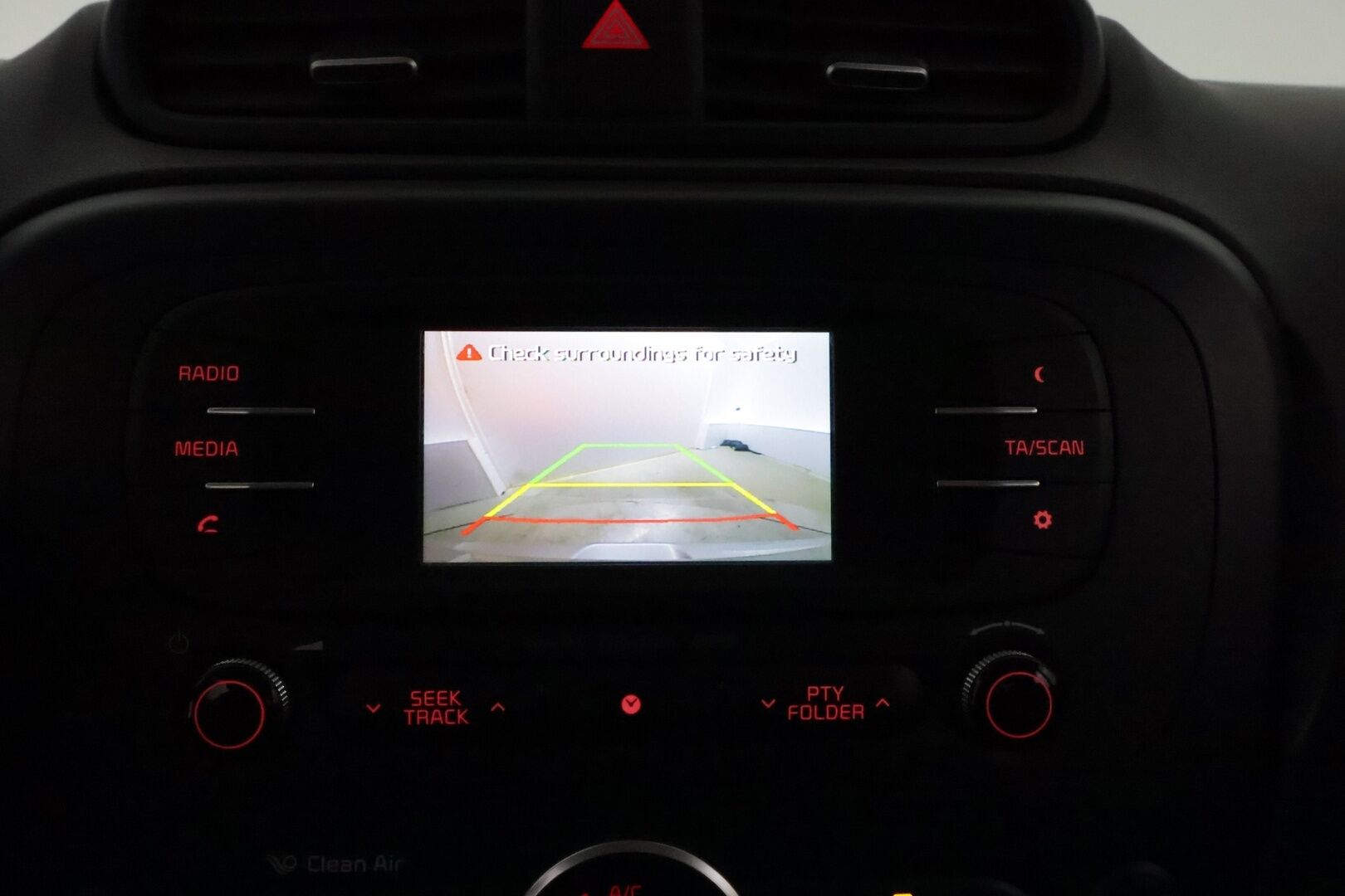 Kia Soul 2015 1,6 Funk A/T * Suomiauto / Peruutuskamera / Vakkari / Ratinlämmitys / Bluetooth - Kahdet hyvät renkaat aluvantein / Juuri tullut Tampereelle!