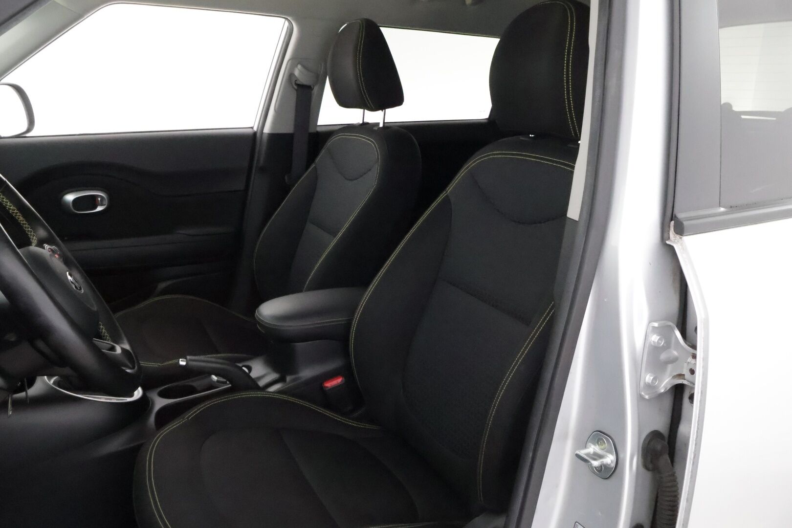 Kia Soul 2015 1,6 Funk A/T * Suomiauto / Peruutuskamera / Vakkari / Ratinlämmitys / Bluetooth - Kahdet hyvät renkaat aluvantein / Juuri tullut Tampereelle!