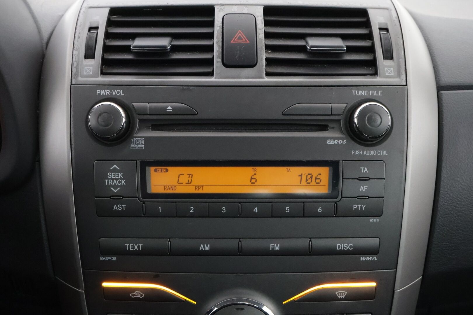 Toyota Corolla 2010 1,33 Dual VVT-i Linea Sol 4ov * Suomiauto / Aut.Ilmastointi / Lohko & Sisäpistoke / Metalliväri / 2x Renkaat! - Juuri huollettu! - HULLUT AVAJAISHULINAT KORKOTARJOUS 3,29 %