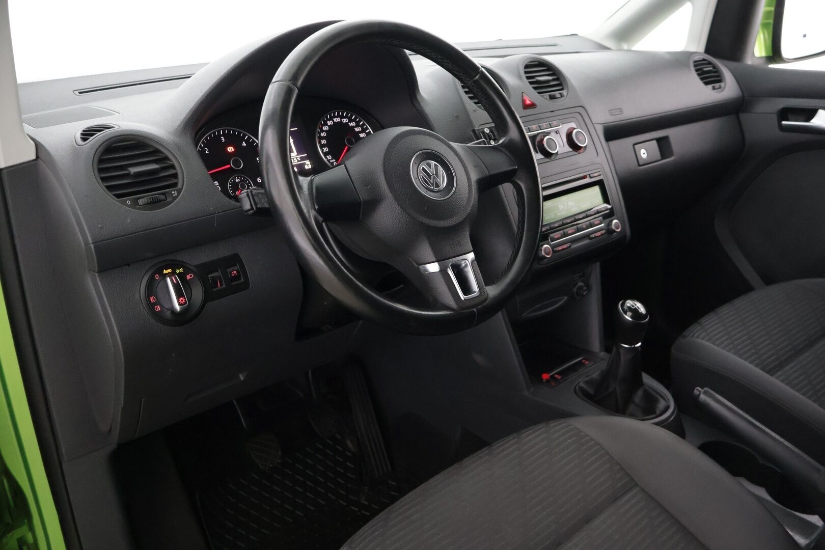 Volkswagen Caddy Maxi 2015 Comfortline 1,6 TDI 75 kW BlueMotion Technology *Webasto / Vetokoukku / Bi Xenon / Parkkitutkat / Lohko + sisä * - Jakopää tehty 04/2025 / Huolto tehty 4/2025 / Katsastettu 9/2025 / Siisti! *