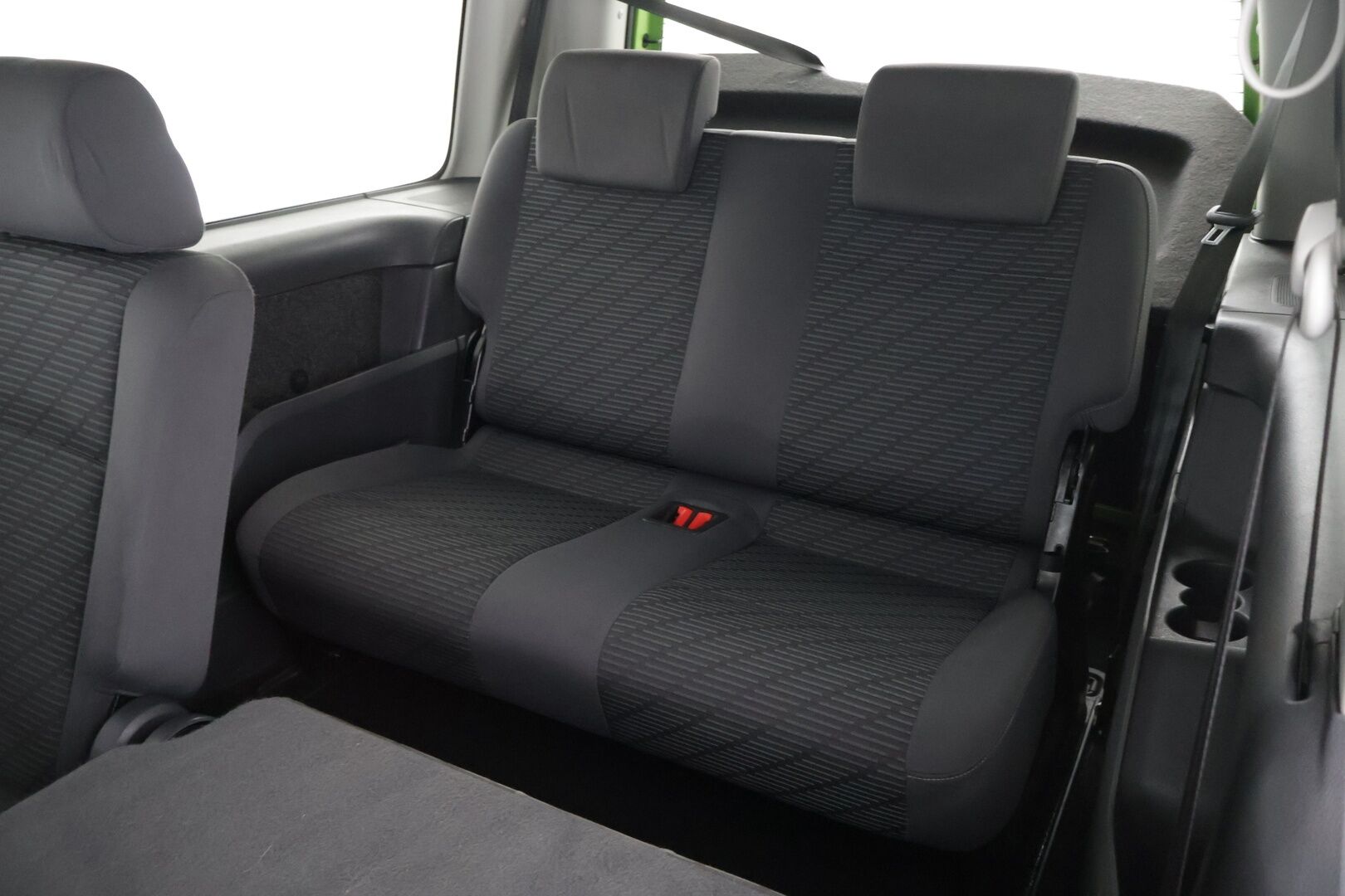 Volkswagen Caddy Maxi 2015 Comfortline 1,6 TDI 75 kW BlueMotion Technology *Webasto / Vetokoukku / Bi Xenon / Parkkitutkat / Lohko + sisä * - Jakopää tehty 04/2025 / Huolto tehty 4/2025 / Katsastettu 9/2025 / Siisti! *