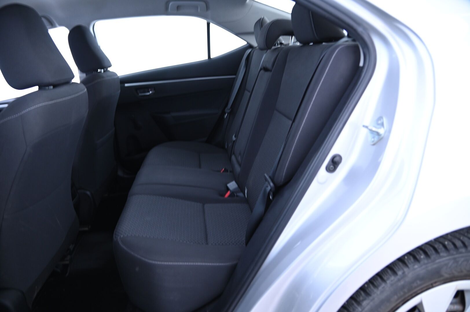 Toyota Corolla 2014 1,6 Valvematic Active 4ov *Suomi-auto / Vakkari / P.Kamera / Lohko* - Hiljattain huollettu ja leimattu / Vähän ajettu / Todellinen yksilö 