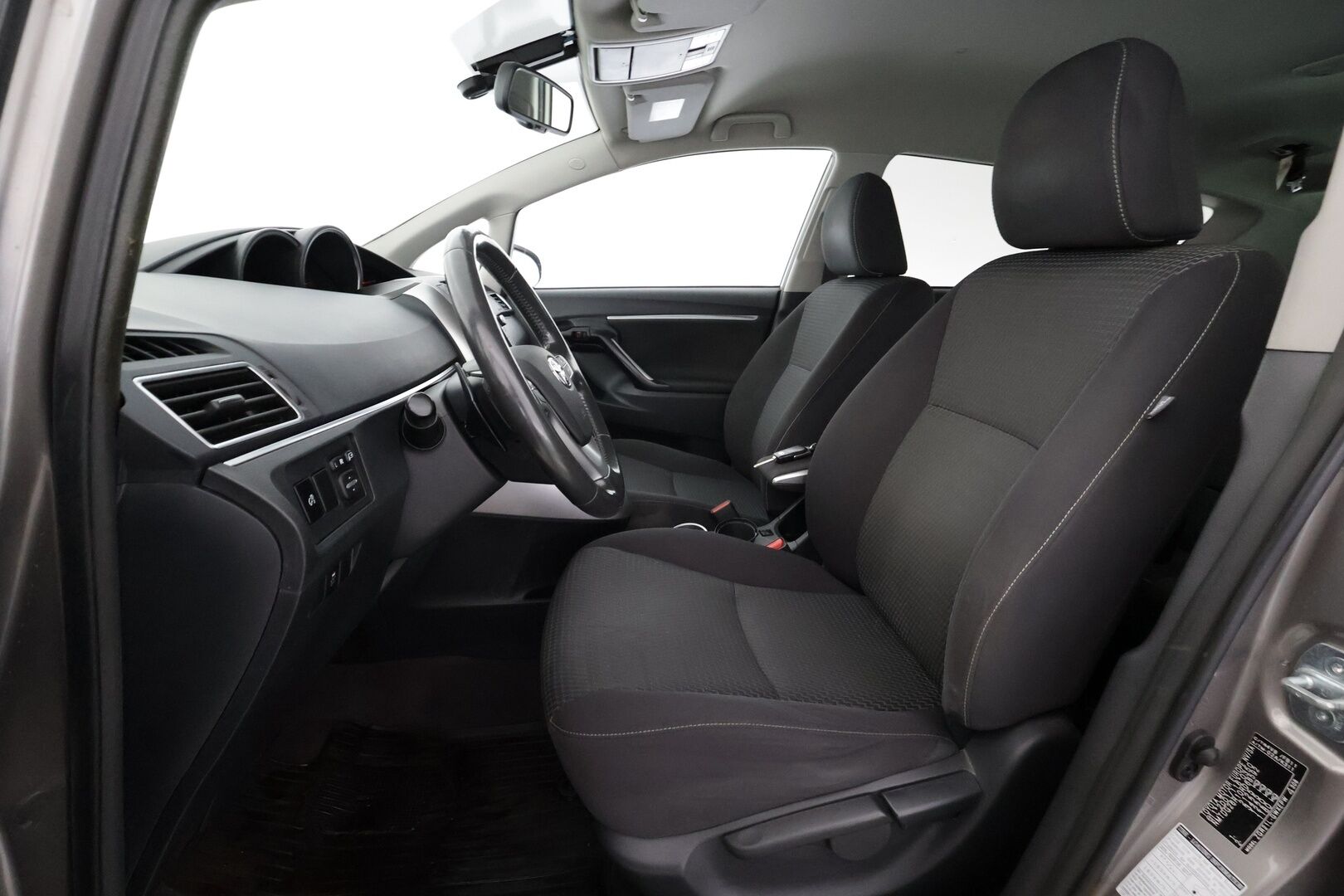 Toyota Verso 2014 1,8 Valvematic Active Multidrive S 7p - | Xenon | P.Kamera | Navi | Lohkolämmitin | Vakkari | Bluetooth | Kahdet renkaat | Suomi-auto | Huoltokirja |
