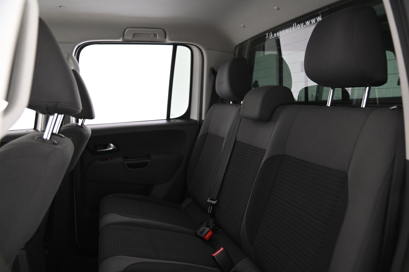 Volkswagen Amarok 2012 DC Highline PRO 2,0 TDI 120kW 4MOTION 5-Paikkainen - Suomi-auto | Lavakate | 5p | Vetokoukku | Webasto | Vakkari | P.tutka | Hyvin huollettu