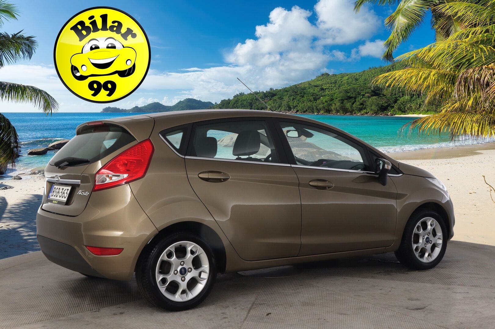 Ford Fiesta 2012 1,25 82 hv Titanium M5 5-ovinen *Vakkari/  Lohko+sisä/  Lämpölasi/  2x renkaat* - Samassa perheessä uudesta asti / Juuri leimattu / Hihna vaihdettu 08/2020 / 46tkm