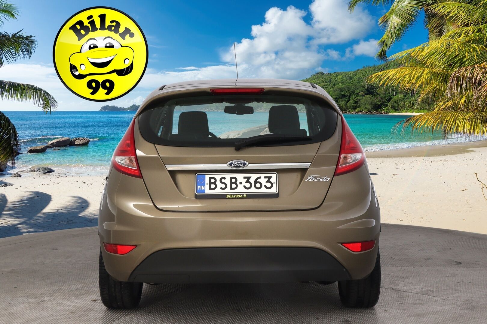 Ford Fiesta 2012 1,25 82 hv Titanium M5 5-ovinen *Vakkari/  Lohko+sisä/  Lämpölasi/  2x renkaat* - Samassa perheessä uudesta asti / Juuri leimattu / Hihna vaihdettu 08/2020 / 46tkm