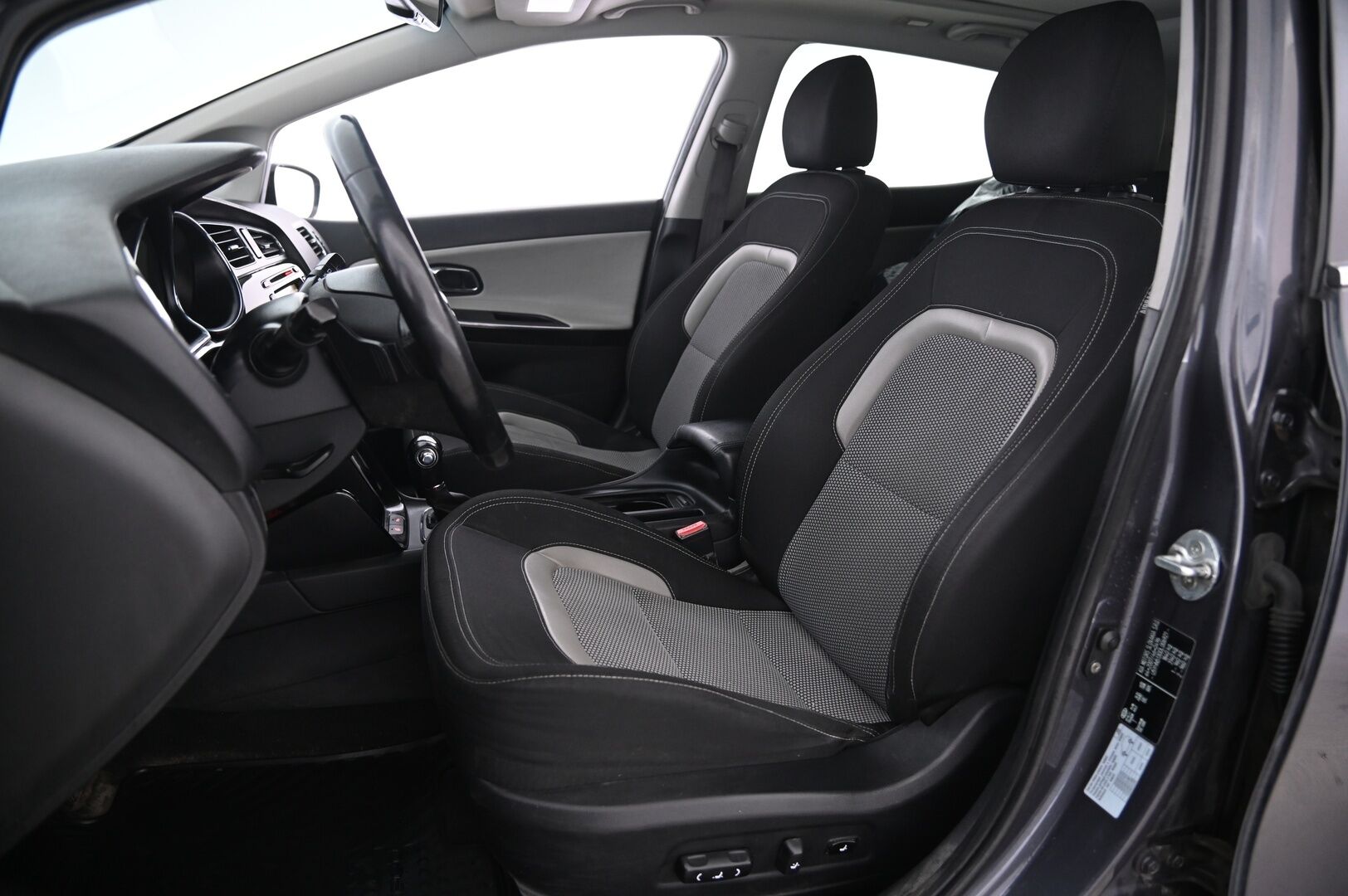 Kia cee'd 2013 1,6 Business 5D DCT A/T - *Myydään Huutokaupat.com*