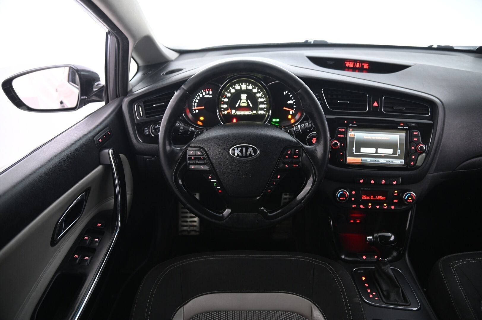 Kia cee'd 2013 1,6 Business 5D DCT A/T - *Myydään Huutokaupat.com*