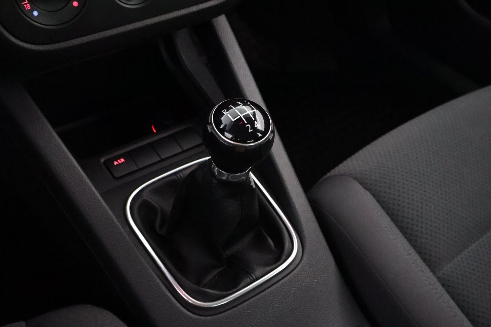 Volkswagen Golf 2006 MYYDÄÄN HUUTOKAUPAT.COM! - MYYDÄÄN HUUTOKAUPAT.COM!