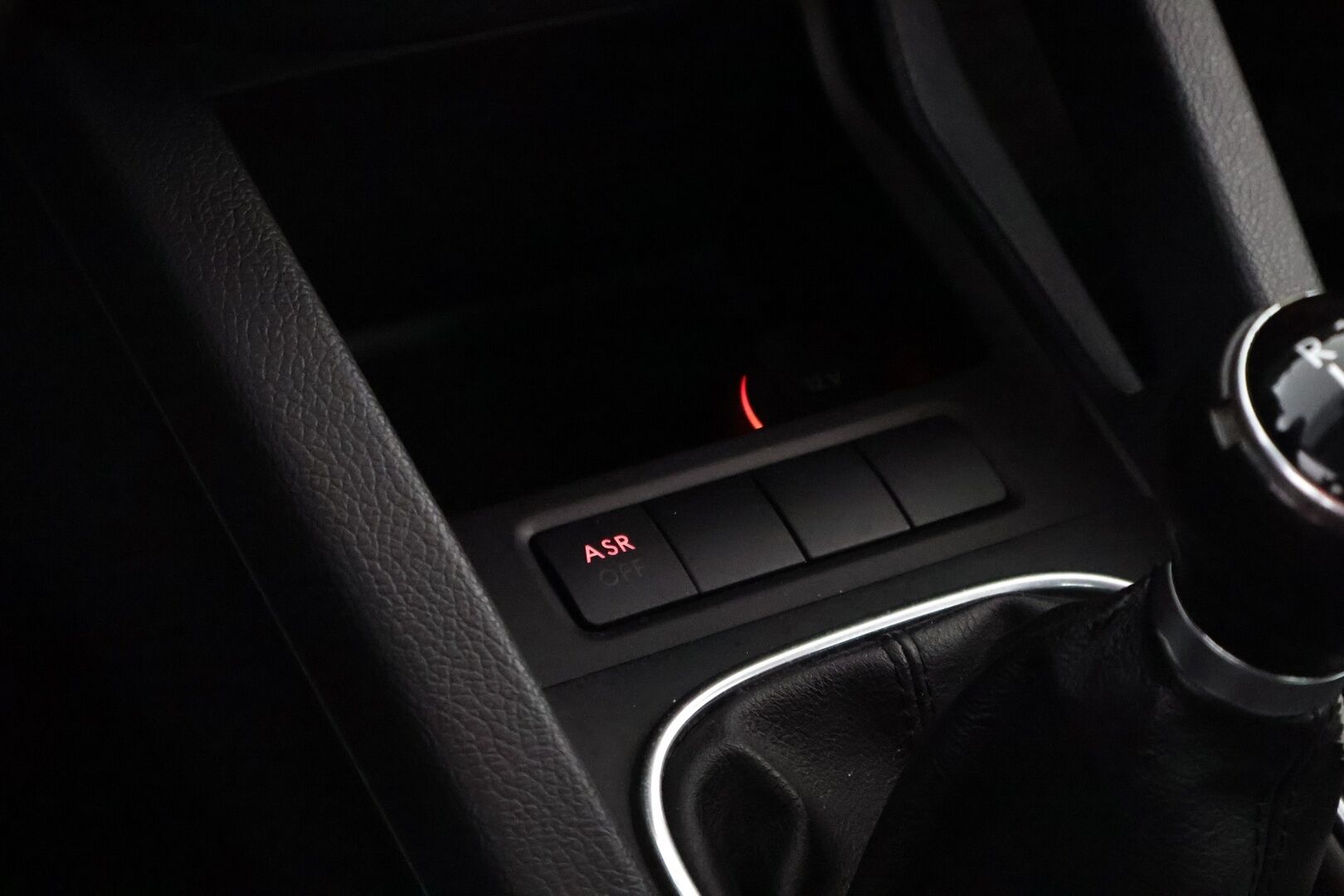 Volkswagen Golf 2006 MYYDÄÄN HUUTOKAUPAT.COM! - MYYDÄÄN HUUTOKAUPAT.COM!