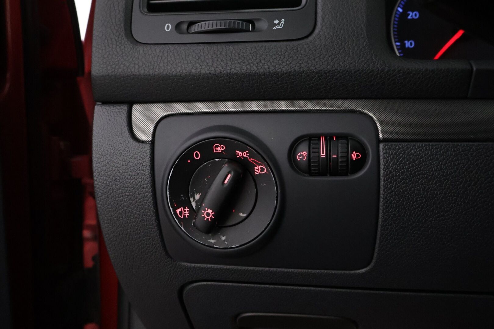 Volkswagen Golf 2006 MYYDÄÄN HUUTOKAUPAT.COM! - MYYDÄÄN HUUTOKAUPAT.COM!