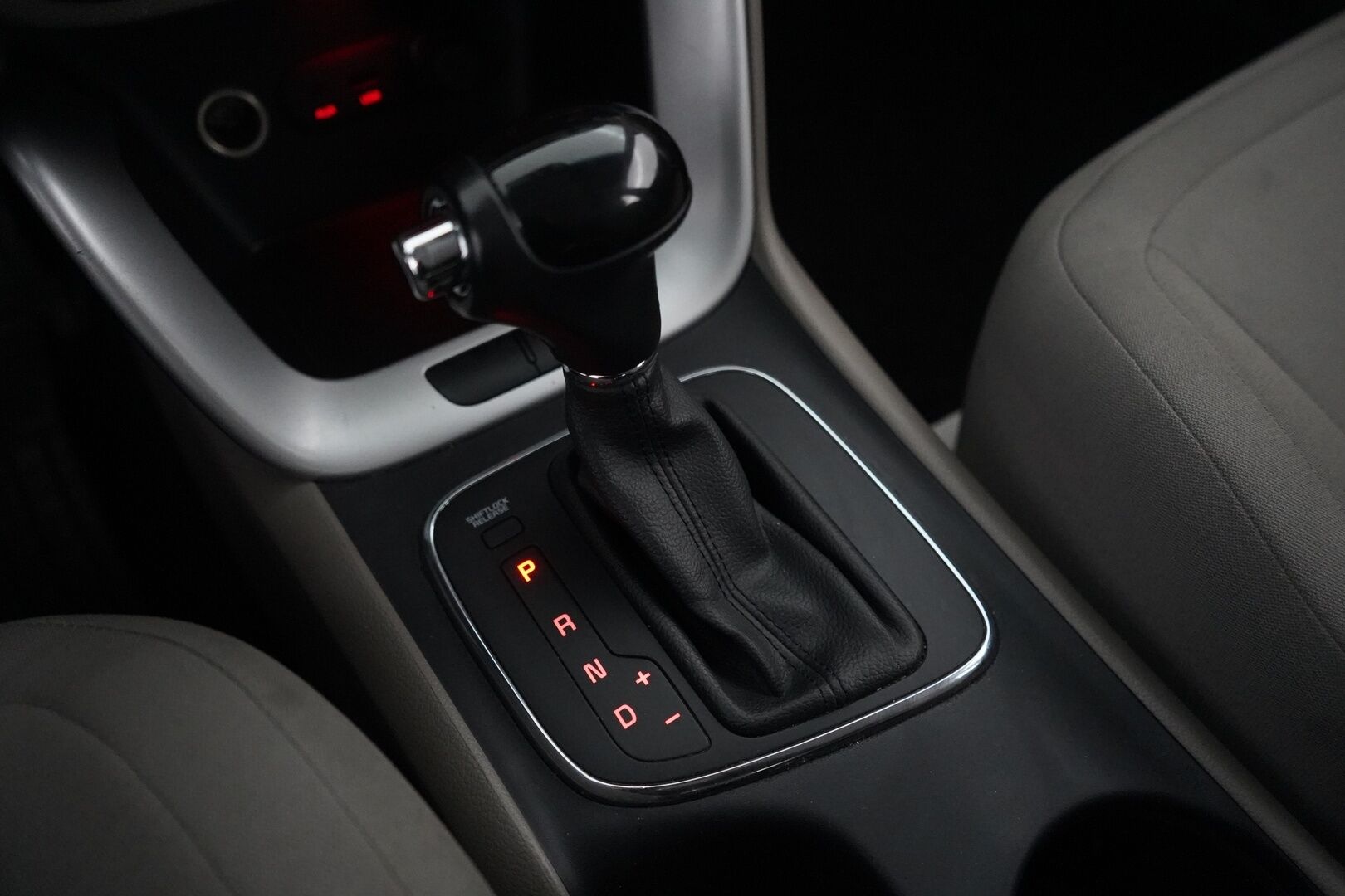 Kia cee'd 2012 * MYYDÄÄN HUUTOKAUPAT.COM *