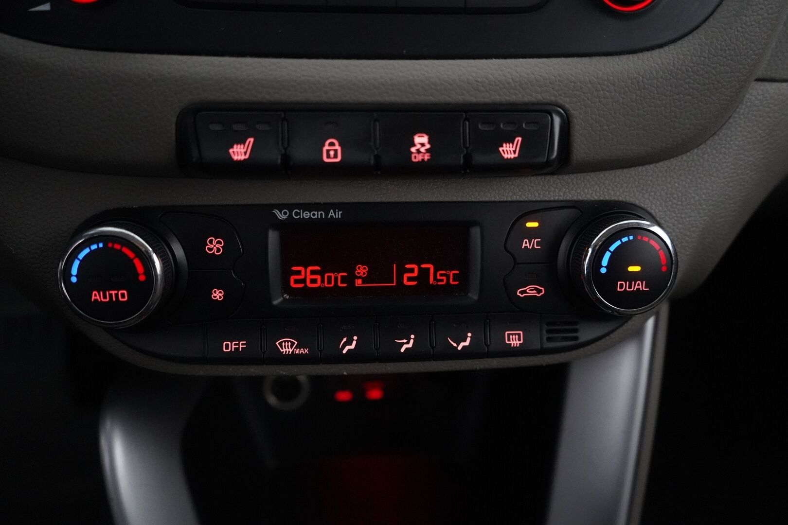 Kia cee'd 2012 * MYYDÄÄN HUUTOKAUPAT.COM *