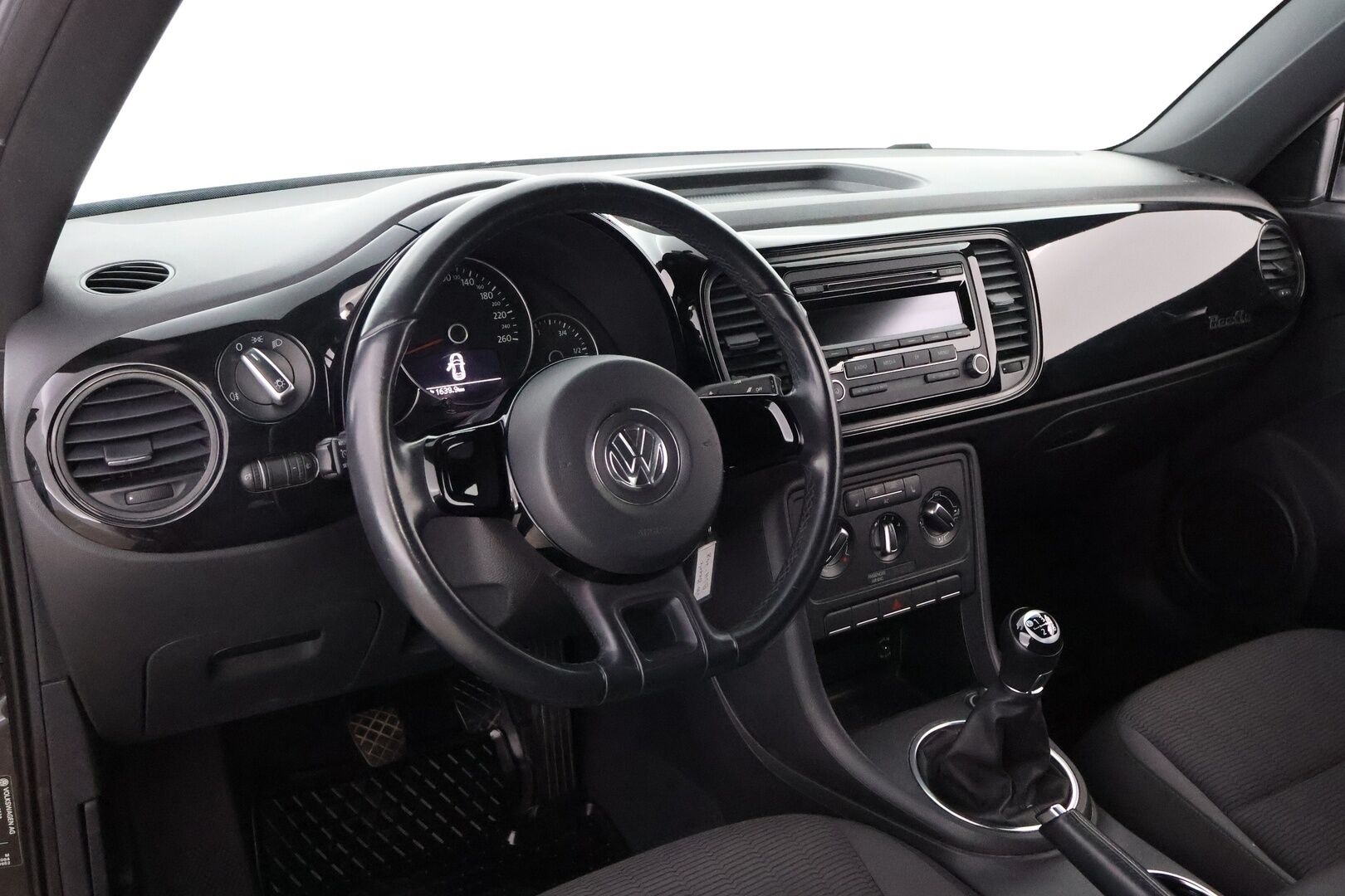 Volkswagen Beetle 2012 1,2 TSI 77 kW (105 hv) - Suomiauto / Vakkari / Lohkolämmitin / Peruutustutka / 2x Renkaat!