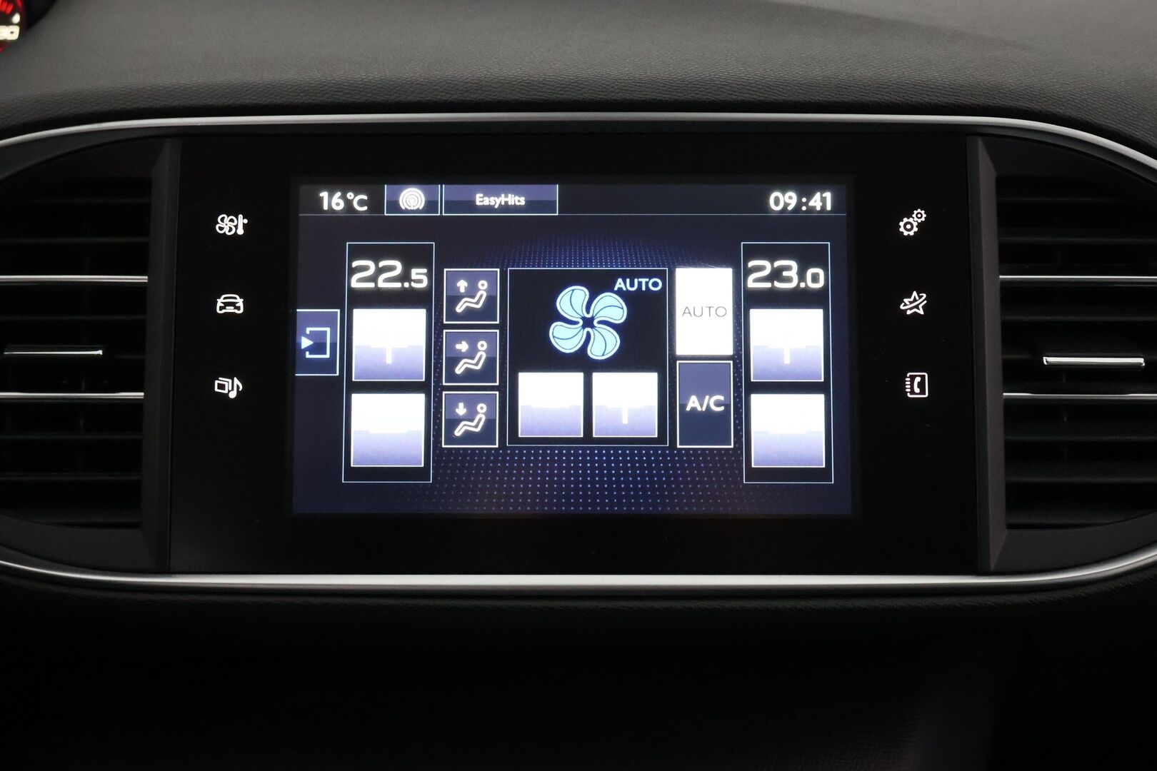 Peugeot 308 2015 SW Active PureTech 130 - Myydään  Huutokaupat.com - – Tämä auto myydään huutokaupat.com -sivuston kautta