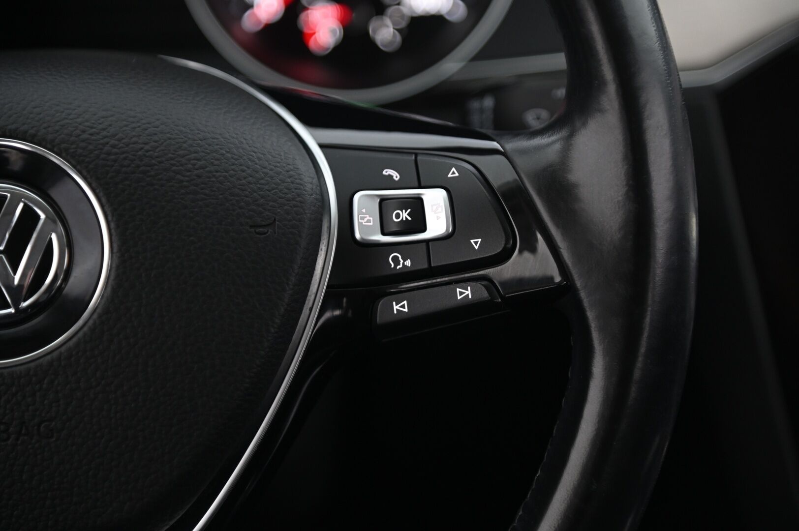 Volkswagen Passat 2015 Variant Highline 2,0 TDI 110 kW *Suomi-Auto / ACC / P-Tutkat* - *Juuri saapunut! Nahka-Alcantara / Urheiluistuimet / Navi*