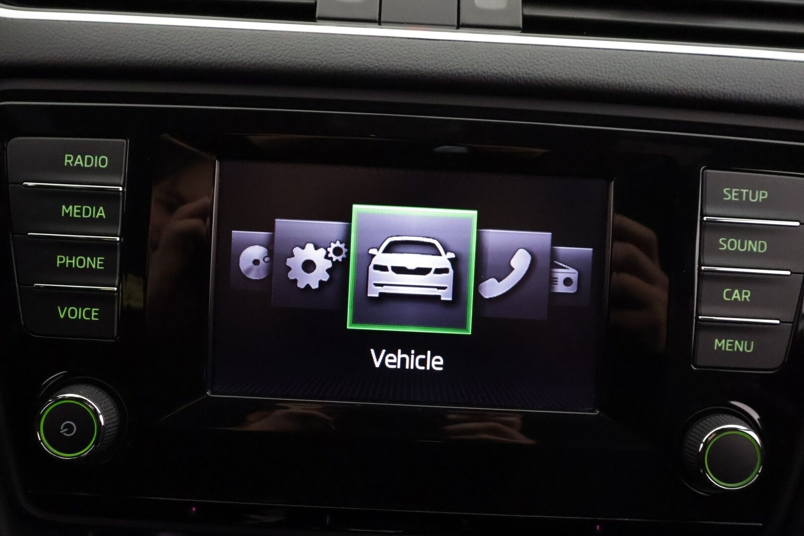 Skoda Octavia 2015 Combi 2,0 TDI RS DSG * Webasto / ACC / Xenon / P.tutkat / Bluetooth / Puolinahat / Keyless * - Suomi-auto / Kahdet renkaat