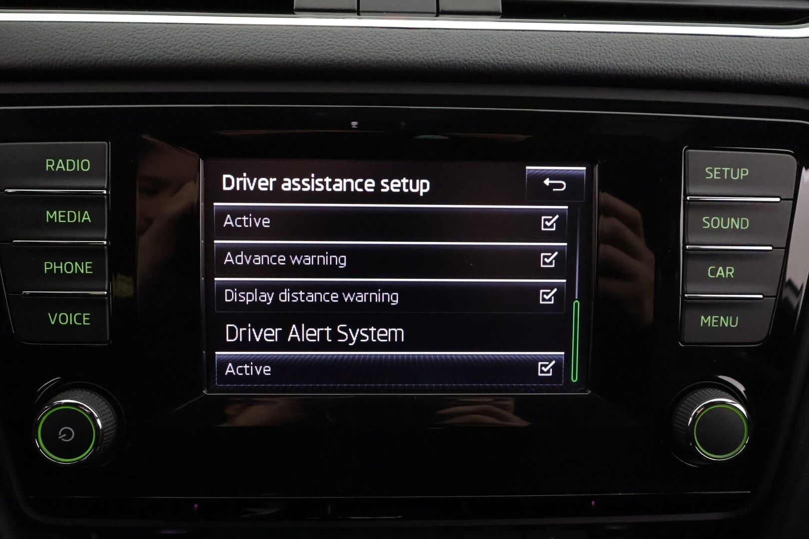 Skoda Octavia 2015 Combi 2,0 TDI RS DSG * Webasto / ACC / Xenon / P.tutkat / Bluetooth / Puolinahat / Keyless * - Suomi-auto / Kahdet renkaat