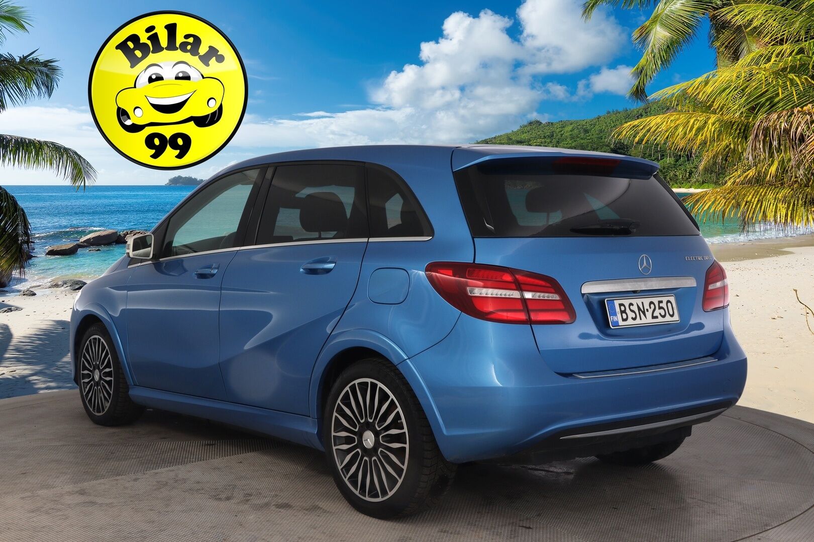 Mercedes-Benz B 2015 250e - *Webasto | Navi | Nahkasisusta | Akku kuntotarkastettu!*