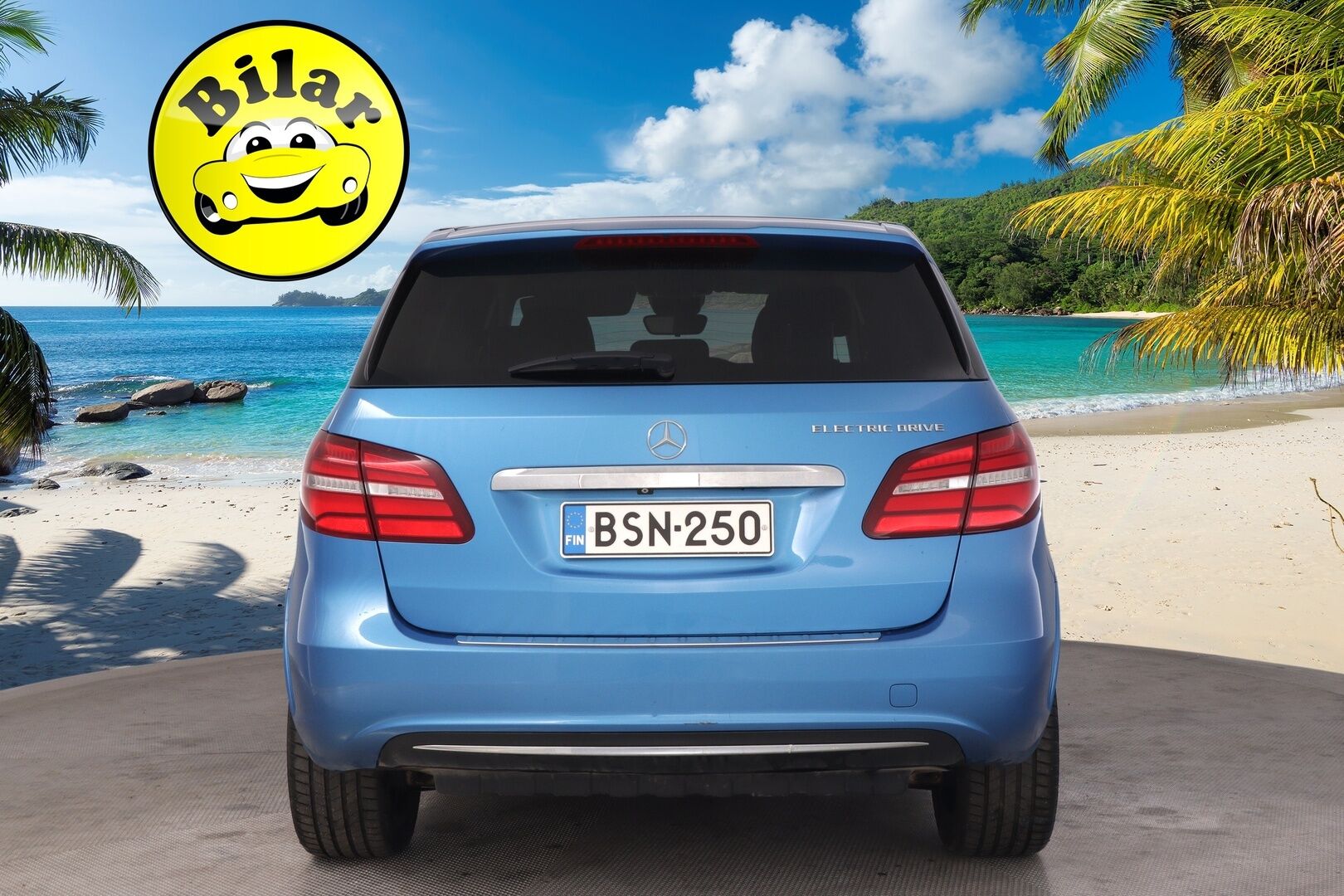 Mercedes-Benz B 2015 250e - *Webasto | Navi | Nahkasisusta | Akku kuntotarkastettu!*