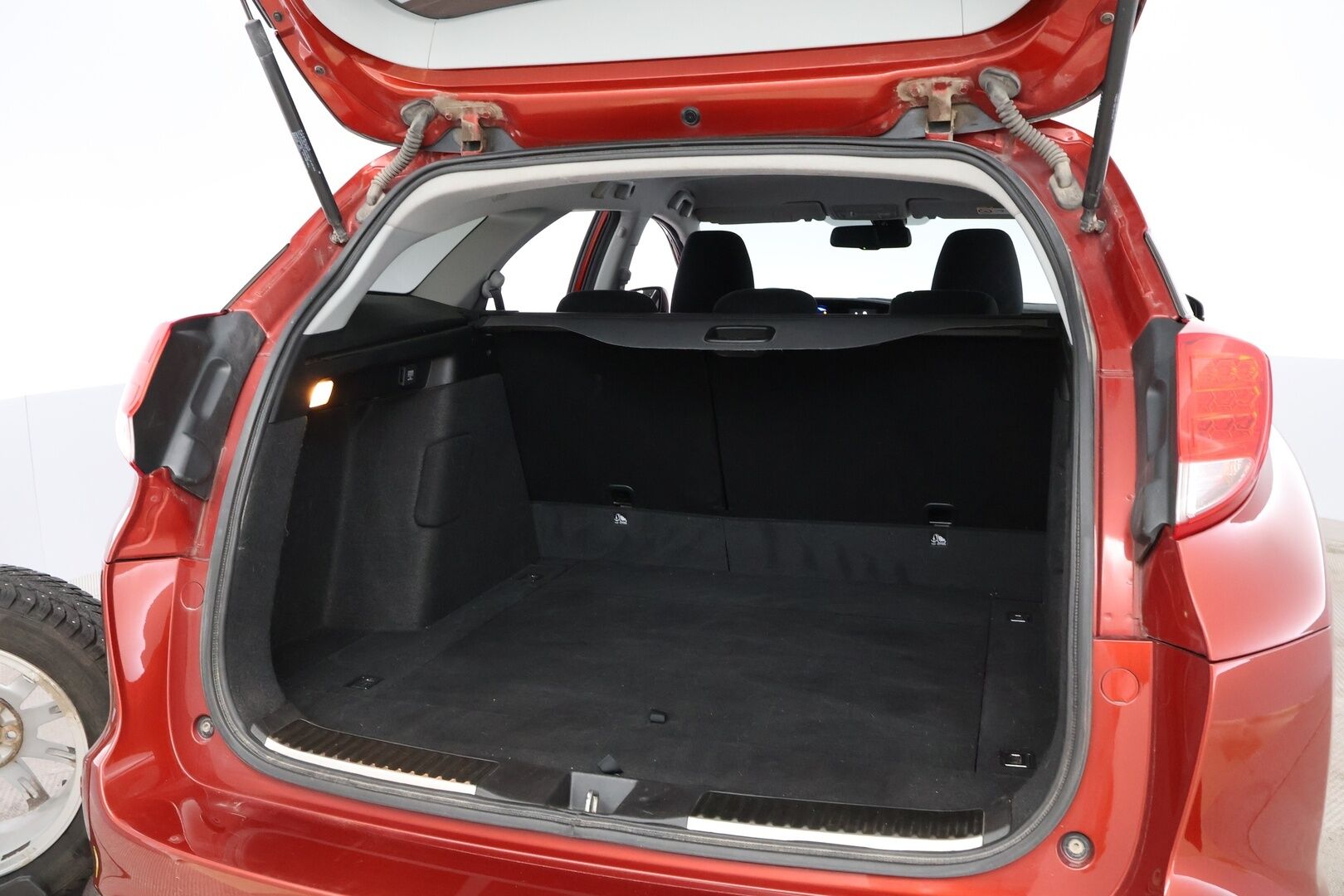 Honda Civic 2015 Tourer 1,8i Lifestyle Business HID * 1Om Suomiauto / Peruutuskamera / Bi-Xenon / ADS / Vetokoukku / Lohko & Sisäpistoke - Merkkihuollettu / Huippuvarusteet / Juuri tullut Tampereelle!