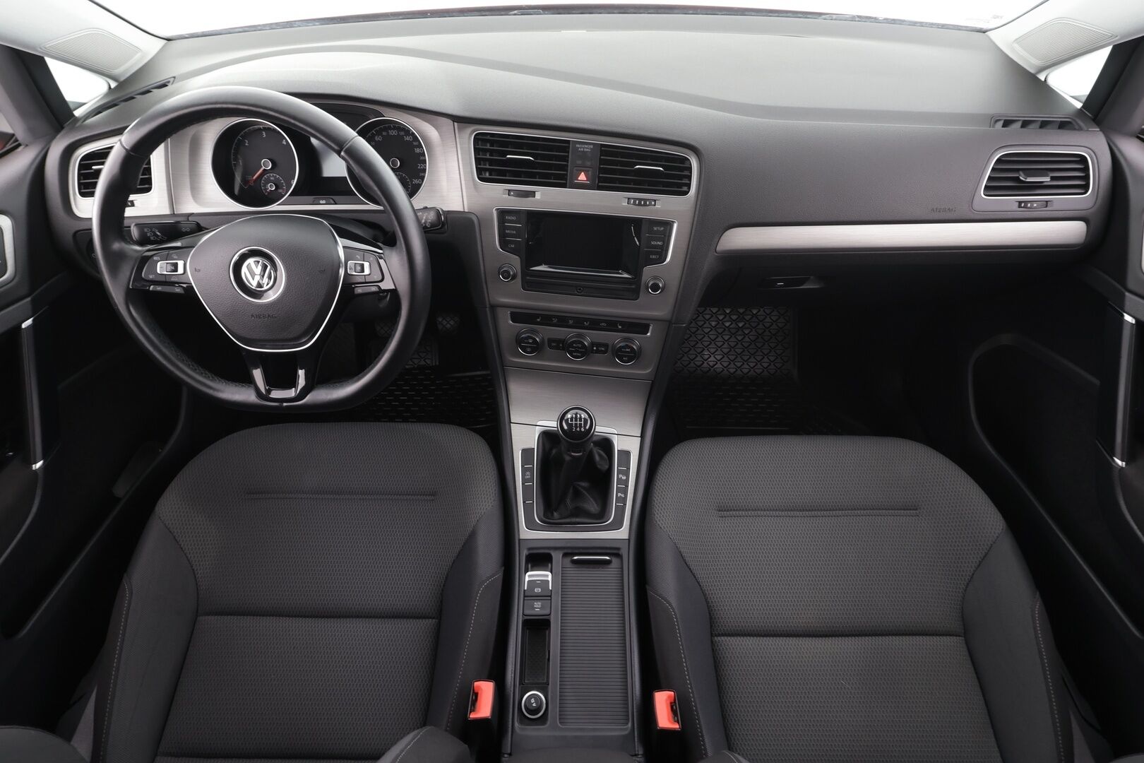 Volkswagen Golf 2015 Comfortline 1,6 TDI BLUEMOTION * 1.om Suomi-auto / Vakkari / P-Tutkat / Sähköpeilit / Kahdet renkaat * - Lohkolämmitin