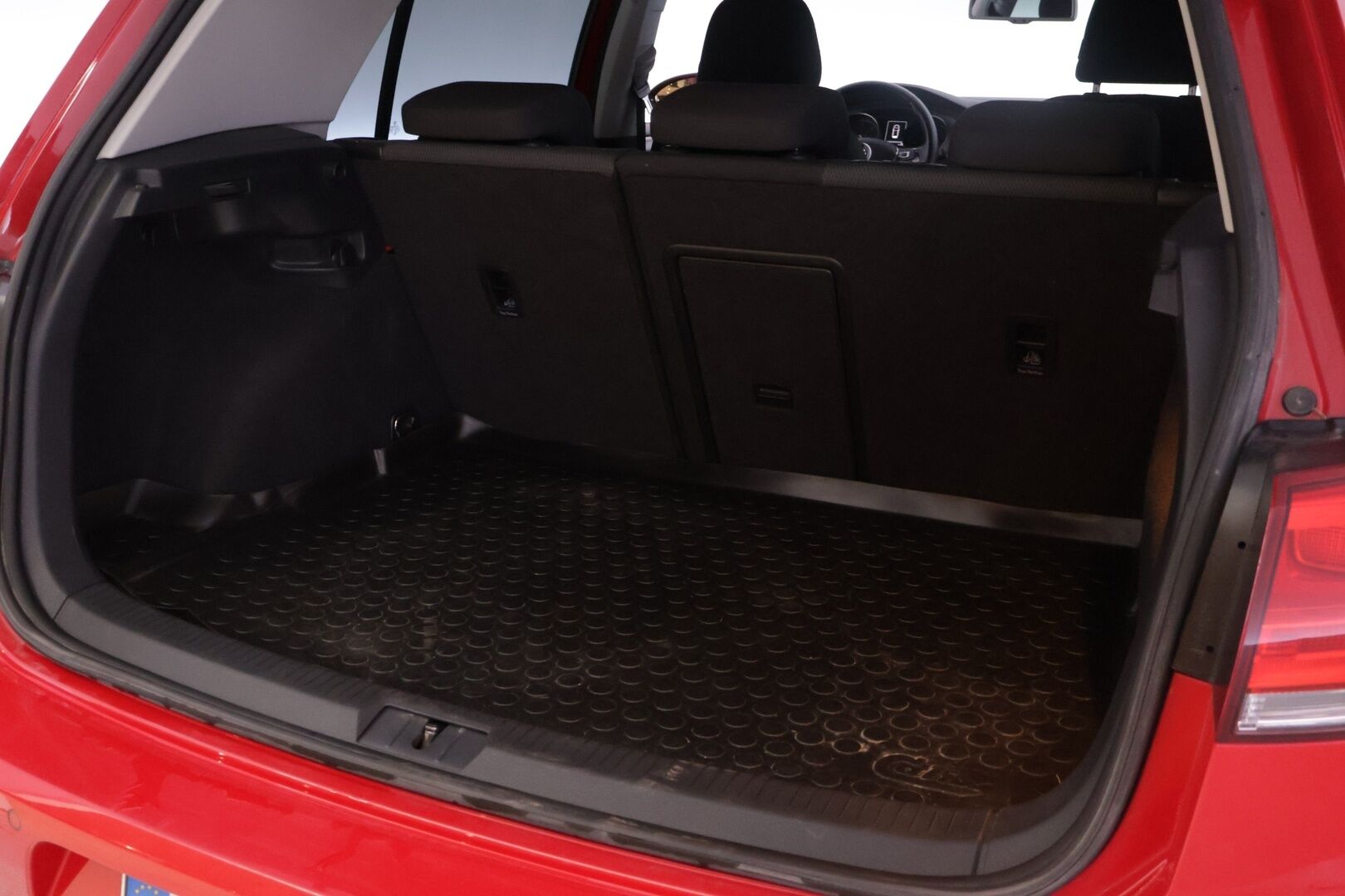 Volkswagen Golf 2015 Comfortline 1,6 TDI BLUEMOTION - 1.om | Suomi-auto | Vakkari | P-Tutkat | Sähköpeilit | Kahdet Michelin renkaat