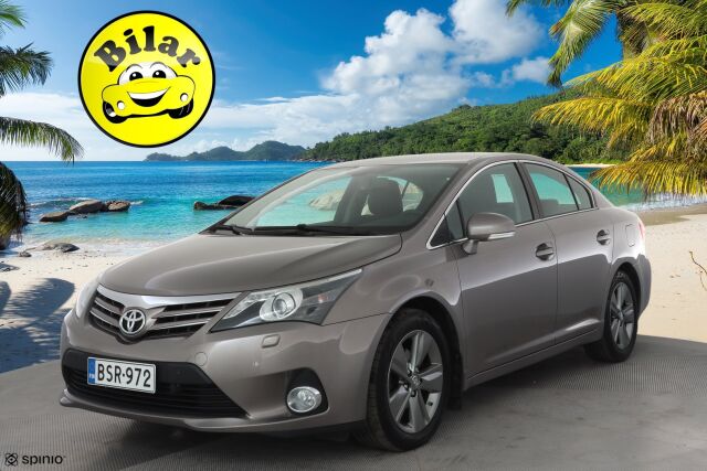 Toyota Avensis 2015