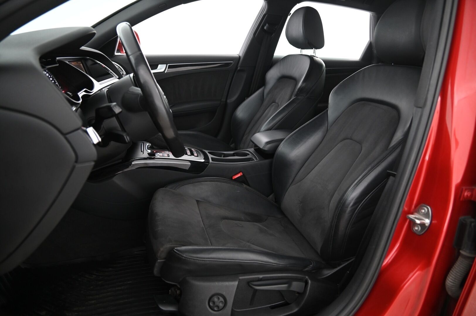 Audi A4 allroad quattro 2015 Land of Edition 2,0 TDI 140 kW - * Hieno yksilö! Fiksut huollot / Jakohihna vaihdettu 2024 *