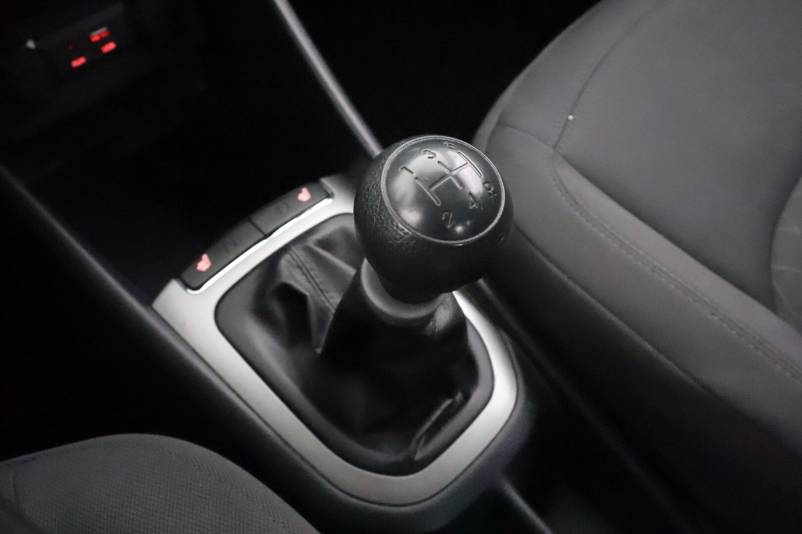 Kia Rio 2015 1,2 ISG LX 5D EcoDynamics * Suomi-auto / Koukku / Ilmastointi / Lohkolämmitin / AUX&USB / Kahdet renkaat