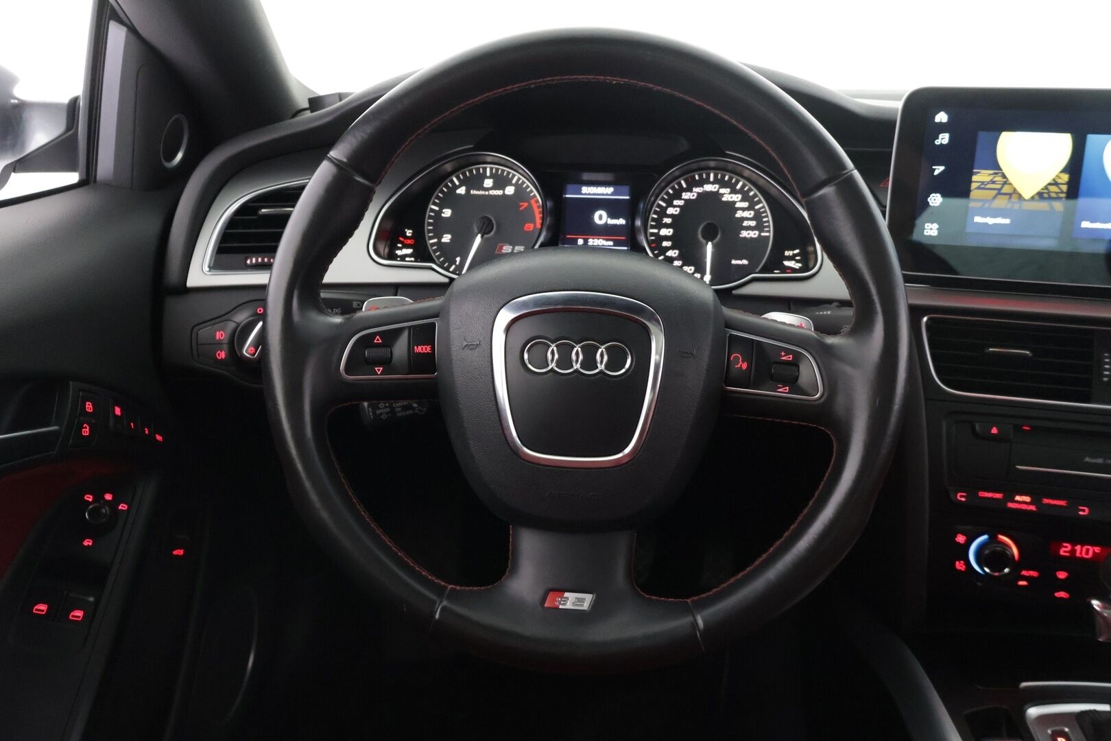 Audi S5 2010 4,2 V8 FSI 260 kW quattro tiptronic-autom. ** Panorama / B&O / Carplay / PA-lämmitin / P.kamera / Muistinahat / Lohko ** - AITO MURISEVA V8 / 2x renkaat