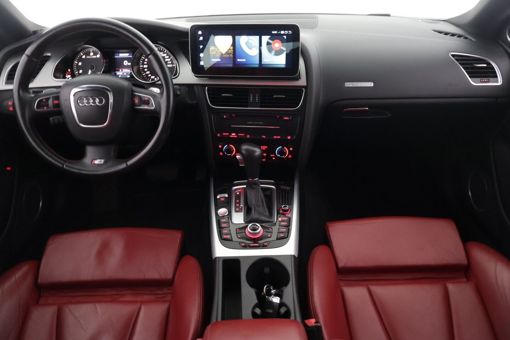 Audi S5 2010 4,2 V8 FSI 260 kW quattro tiptronic-autom. ** Panorama / B&O / Carplay / PA-lämmitin / P.kamera / Muistinahat / Lohko ** - AITO MURISEVA V8 / 2x renkaat