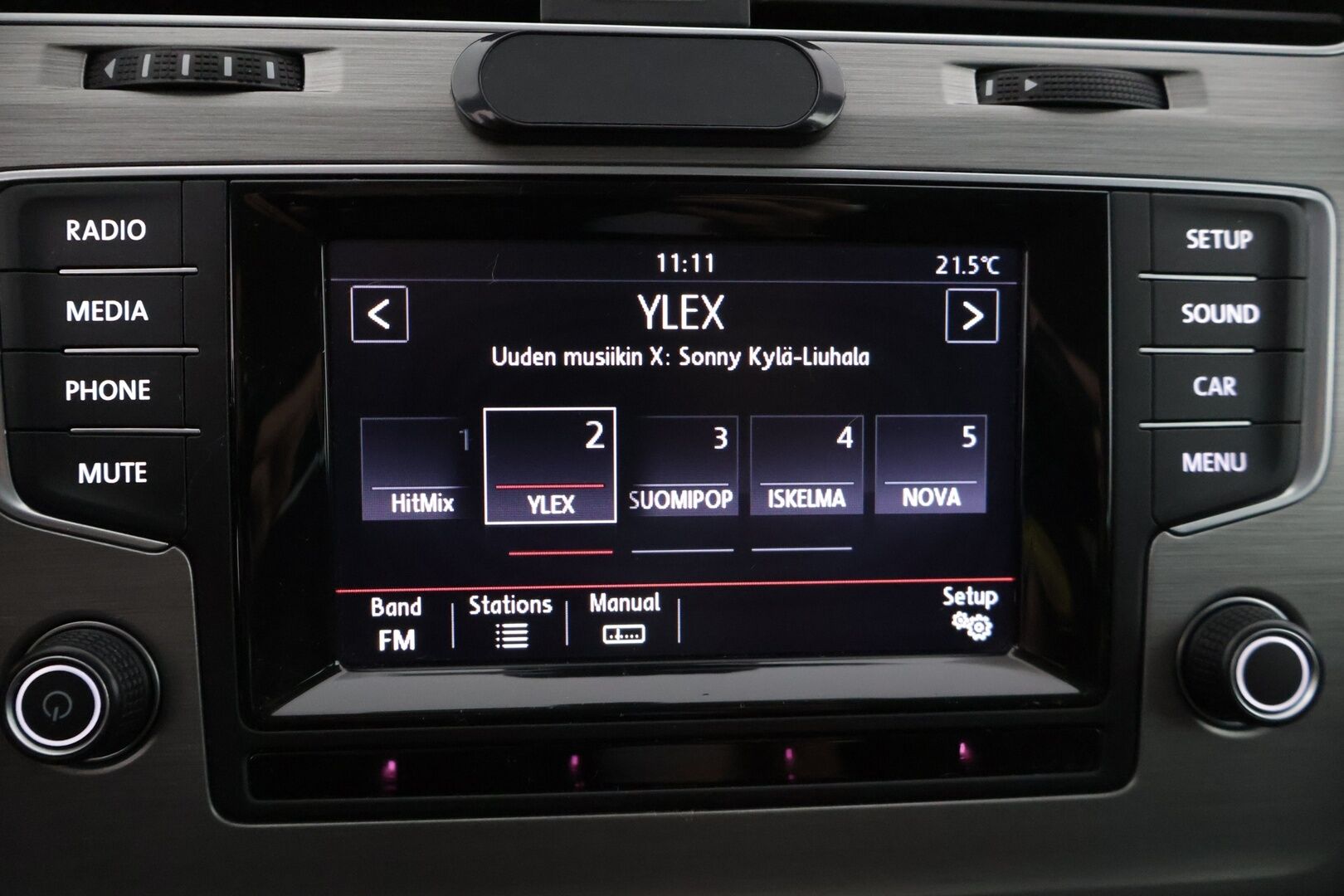 Volkswagen Golf 2015 Variant Comfortline Edition 40 1,2 TSI 77 kW (105 hv) BMT DSG-automaatti * Webasto / Koukku / P-tutkat / Vakionopeudensäädin / Bluetooth - Koukullinen Suomi-auto, Kansan auto!