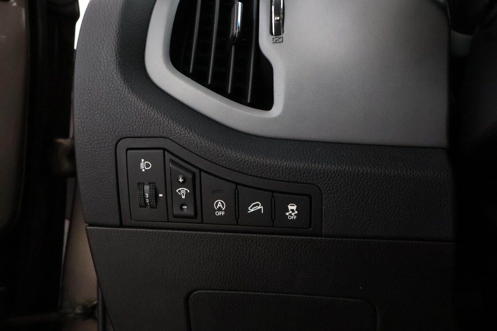 Kia Sportage 2014 1,6 ISG Urban LX EcoDynamics * Suomiauto / Vetokoukku / Lohko&Sisäpistoke / Vakkari / Metalliväri - Ilmastointi / 2x Renkaat / Juuri tullut Tampereelle! - HULLU BLACKWEEK KORKOTARJOUS 2,49%