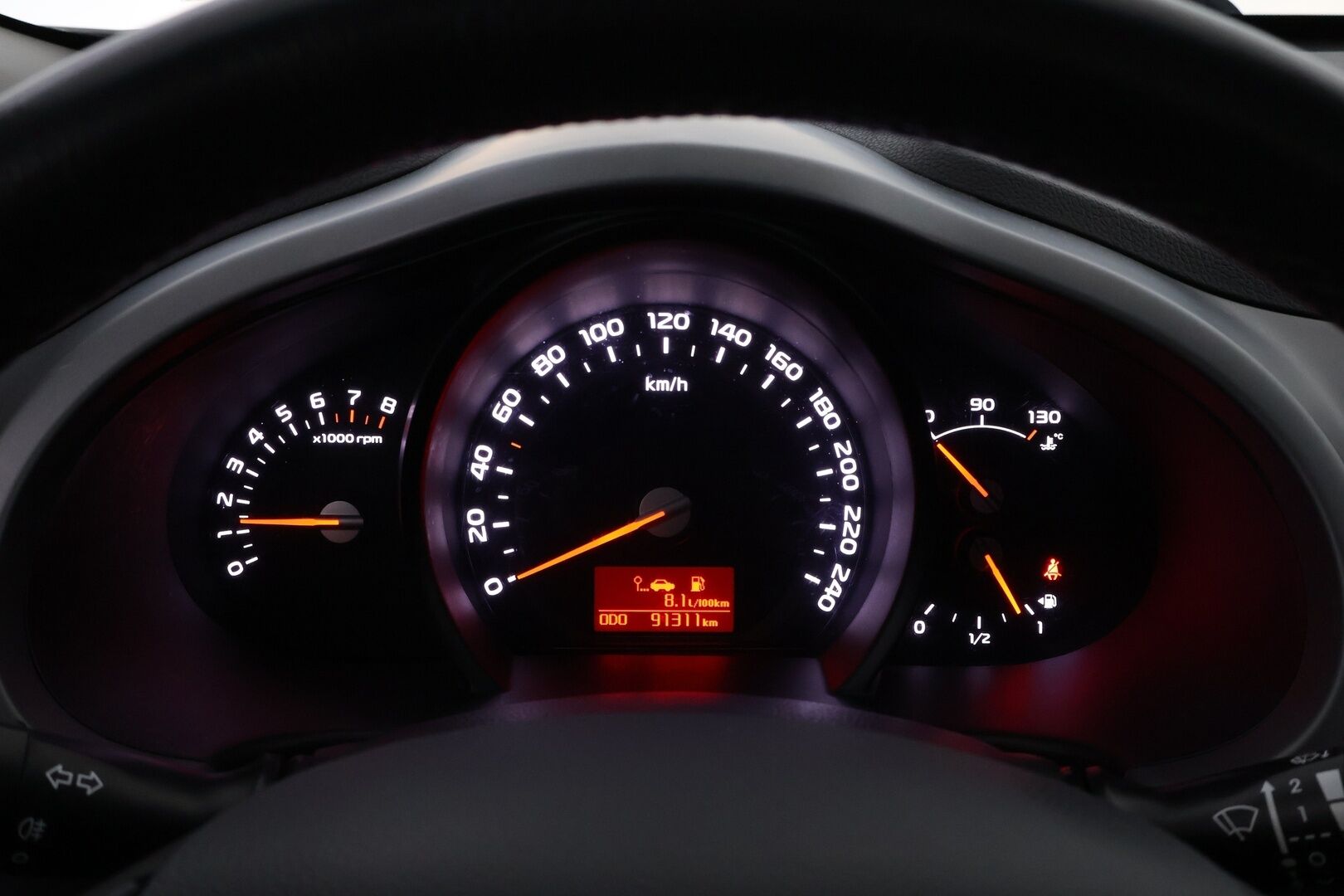 Kia Sportage 2014 1,6 ISG Urban LX EcoDynamics * Suomiauto / Vetokoukku / Lohko&Sisäpistoke / Vakkari / Metalliväri - Ilmastointi / 2x Renkaat / Juuri tullut Tampereelle! - HULLU BLACKWEEK KORKOTARJOUS 2,49%