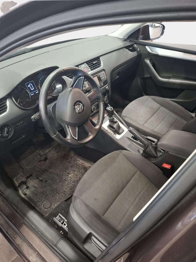 Skoda Octavia 2016 1,4 TSI Ambition DSG Autom. - | Suomi-auto | Vakkari | P.Tutkat | Hihna vaihdettu 2024/80tkm | Bluetooth |  Juuri huollettu! | Kahdet renkaat & vanteet |