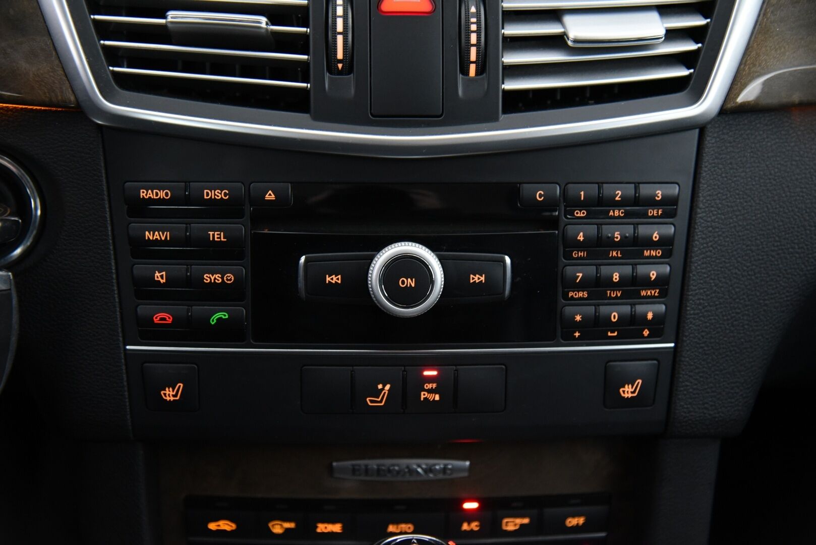 Mercedes-Benz E 2011 E 220 CDI Farmari (AC) 5ov 2143cm3 A / Myydään huutokaupat.com:issa! - Myydään vain Huutokaupat.com:issa! 